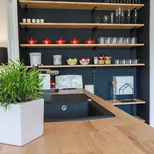 chez-lou-appartement-proche-du-lac-moderne.hotels-rhonealpes.com/
